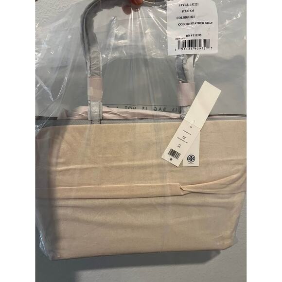 NWT Tory Burch MCGRAW TOTE Leather - Picture 1 of 7